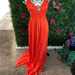 Cute cut out side maxi